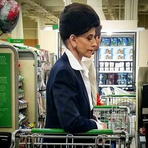 Meet your Posher, Christopher